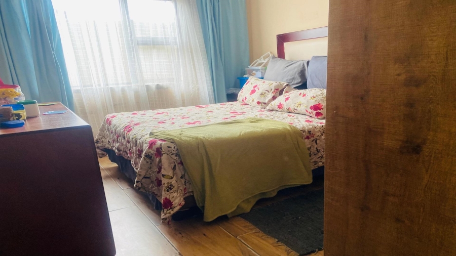 6 Bedroom Property for Sale in Zamdela Free State